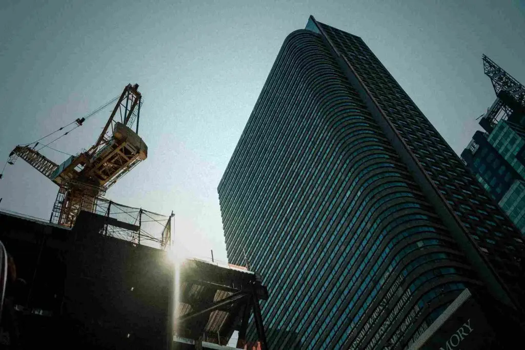 Loi ELAN construction ecologique renovation thermique avec la pose de film solaire anti chaleur